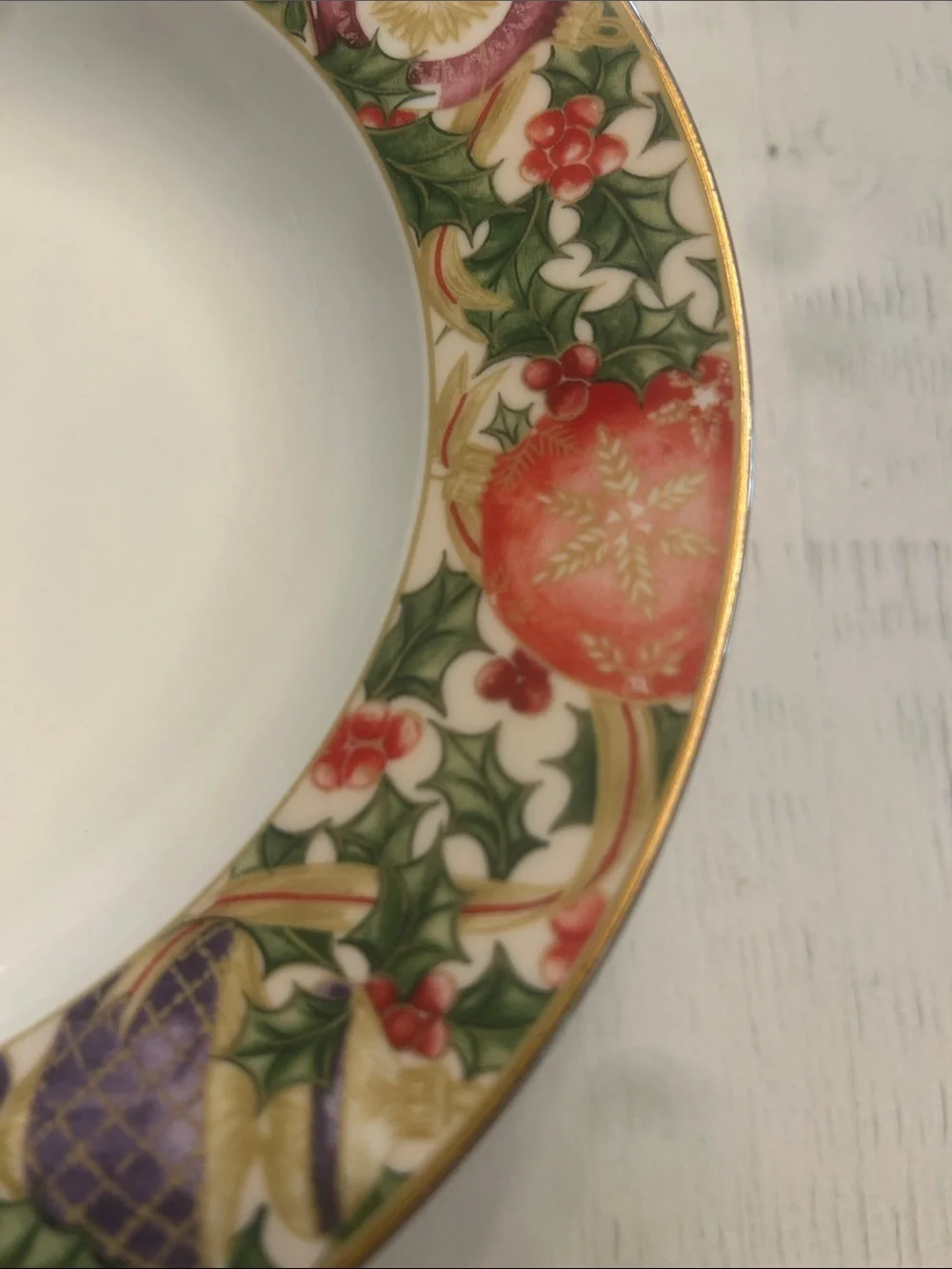 American atelier ornaments salad bowl